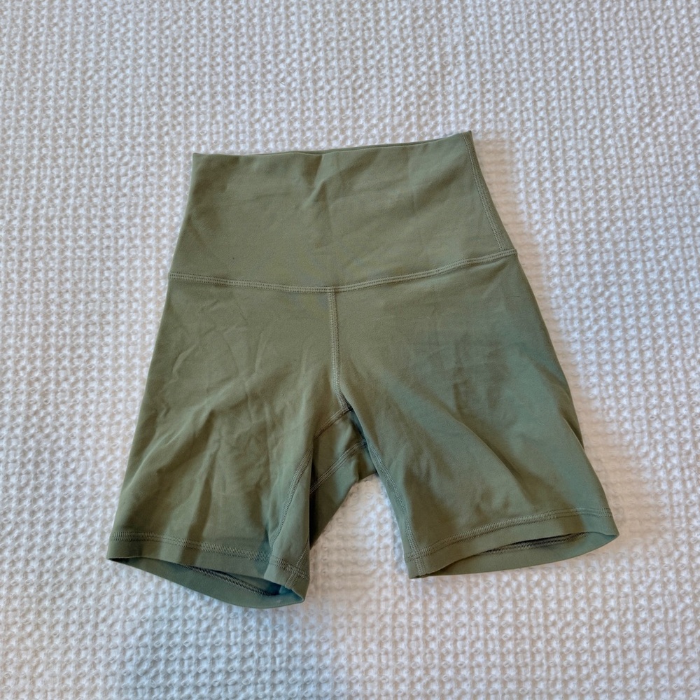 Lululemon 6” Align Shorts